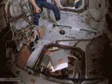 Astronaut GIFs | Tenor