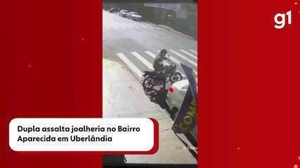 VÍDEO Bandidos levam quase R 300 mil em ouro de joalheria no Bairro