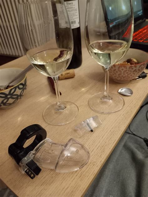 Kinky Caged Fox On Twitter A Kinky Regular Sex Friend Said That If I Want To See Him Again I