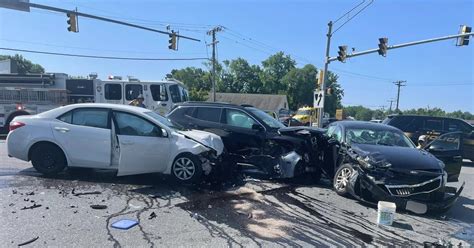 Multiple People Hurt In Havre De Grace Crash Authorities Say Cbs