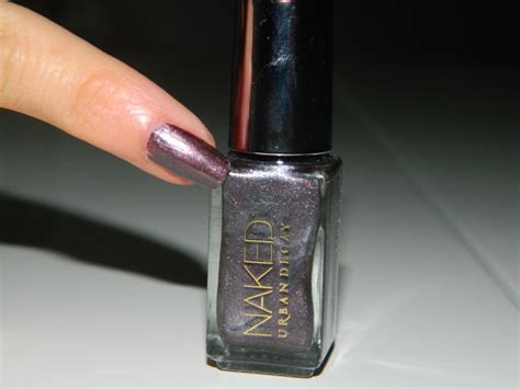 Make Up By Yasmine Le Kit De Vernis Ongles Naked De Urban Decay