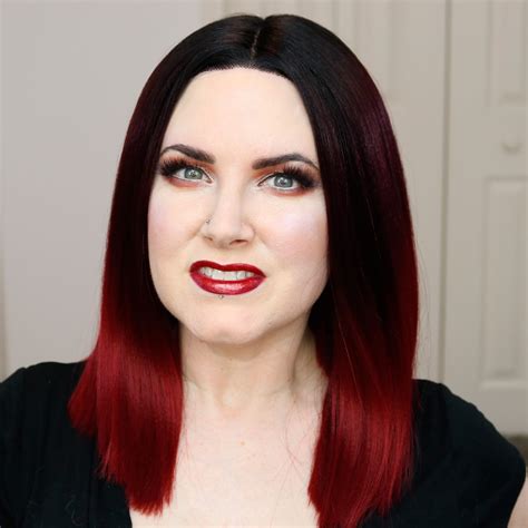 Urban Decay Naked Heat Look A Pretty Look For Hooded Eyes