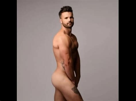 Una compilación de desnudos de Youtubers calientes XVIDEOS