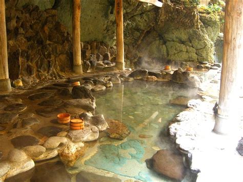 渓流を見ながら入る露天風呂！作並温泉 鷹泉閣 岩松旅館【宮城県の温泉】 いい湯だね！温泉旅行hack