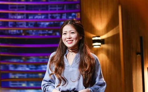 Hot girl từng gây sốt trên sóng truyền hình giờ ra sao Saostar vn