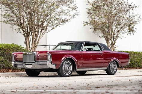 Lincoln Continental Mark Iii