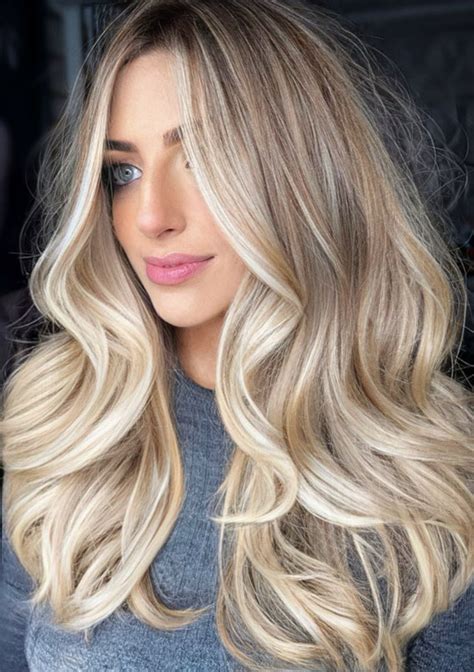 35 Honey Blonde Highlights Ideas Beige Blonde With Honey Highlights