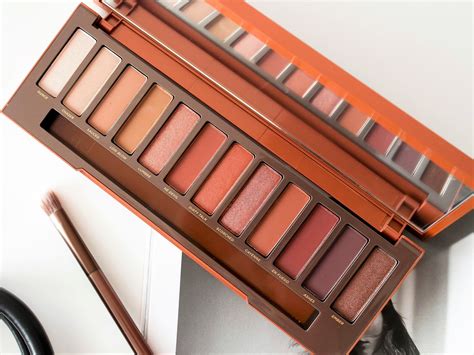 Urban Decay Naked Heat paletka Recenze Líčení IG GIVEAWAY