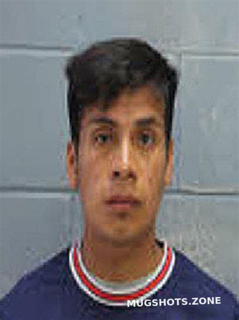 CHAVEZ CHUN WALTHER ALFONSO 05 15 2022 Lee County Mugshots Zone