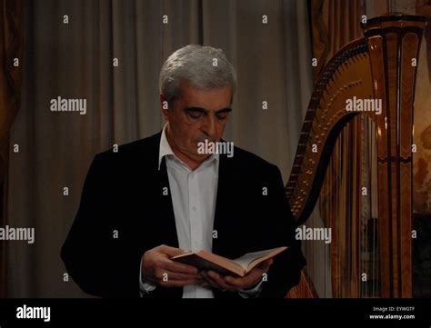 Singularités d une jeune fille blonde Singularidades De Uma Rapariga Loura Eccentricities of