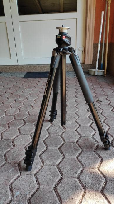 Manfrotto 055XPROB Crni aluminijski tripod