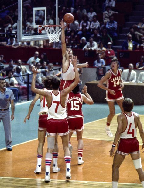 anniversary    olympics     athletes
