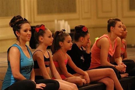 Kendall Kenzie Maddie Nia And Gia Dance Moms Dance Mom