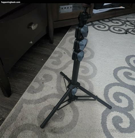 Ash Steele Uwu Nude OnlyFans Leaks The Fappening Photo FappeningBook