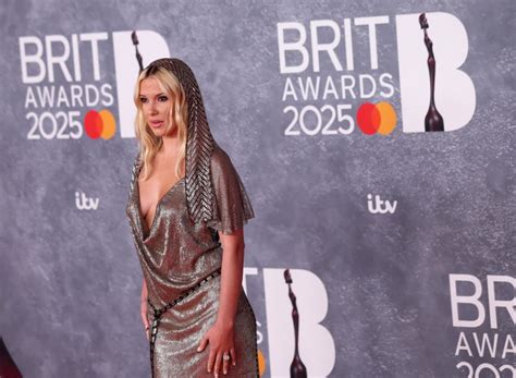 Hot Millie Bobby Brown Boobs Barnorama