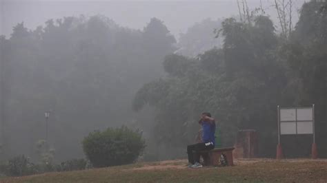 Nueva Delhi Amanece Cubierta Por Un Manto Gris Ceo De Poluci N Ambiental