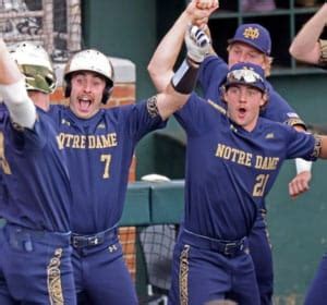 5 Best College Baseball Uniforms in 2023