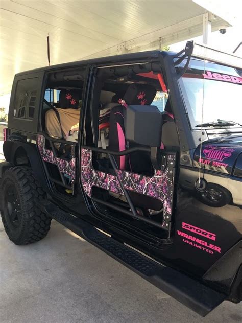 Pink Camo Jeep Sahara