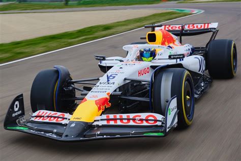 car  livery revealed    race