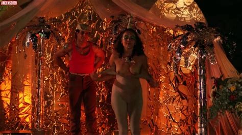 Unknown Latina Nue dans La virgen y el fotógrafo