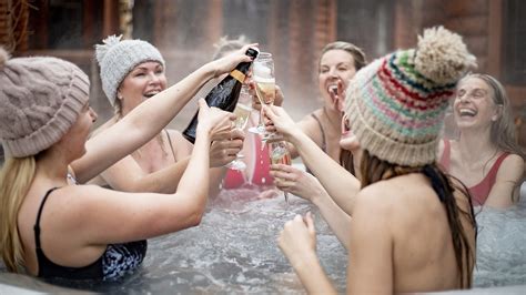 The Ultimate Guide To Throwing An Unforgettable Hot Tub Party