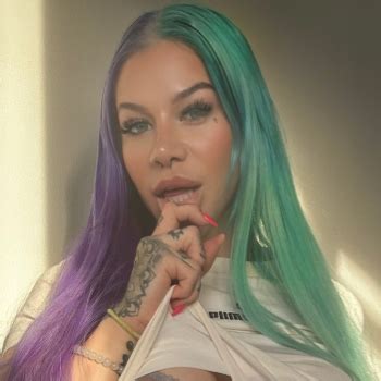 Miss Maverick Babe Page Watch This Pornstar On FreeOnes