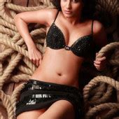 Shreya Dhanwanthary Nude Pictures Onlyfans Leaks Playboy Photos Sex Scene Uncensored