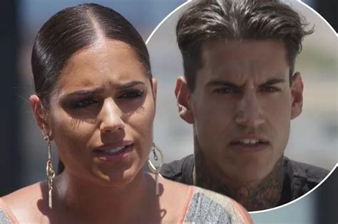 Katie And Sophie Become First Love Island Lesbian Couple As Tom Vents His Frustration Over His