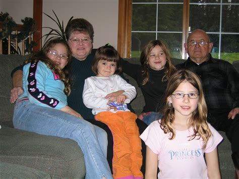 Remembering Loutessue Teasley: Service and Obituary Details 19