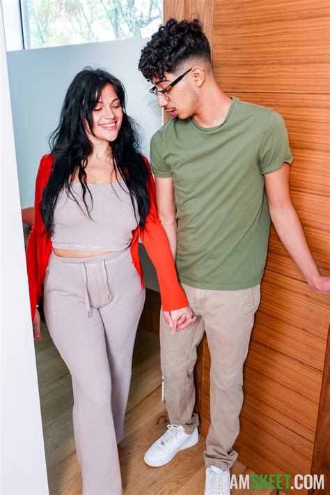 MILFs With Big Tits Mona Azar And Bunny Madison Screw A Nerd In A