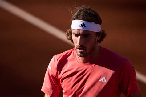 Drama En Barcelona Tsitsipas Remonta Para Ser Finalista En El Conde De Godó