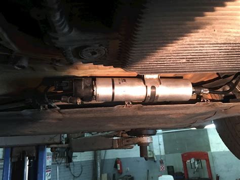 Замена топливного фильтра 320d — BMW 3 series Coupe (E92), 2 л, 2011 ...