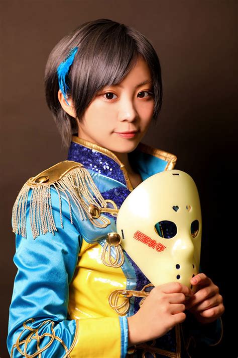 胡桃そら(地下アイドル/仮面女子)お仕事の経歴は?ピンククラッカーズって何?【ヤバいバル】プロフィールも気になる