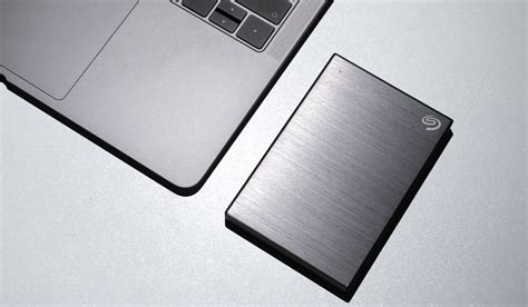 external hard drives    data portable