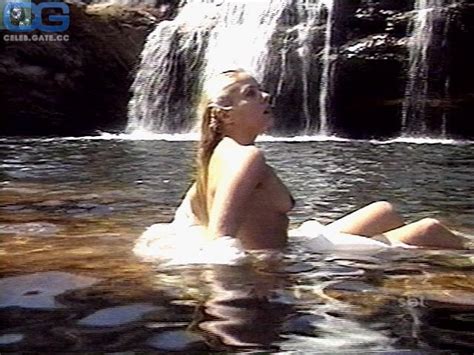 Adriane Galisteu Nude Pictures Onlyfans Leaks Playboy Photos Sex Scene Uncensored