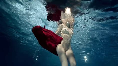 Nude Video Celebs Dara Rolinc Nude Stale Dokola