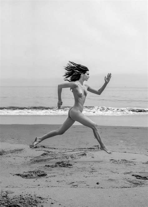 Kendall Jenner Non Retouched Nude Pics By Russell James Photos The Fappening