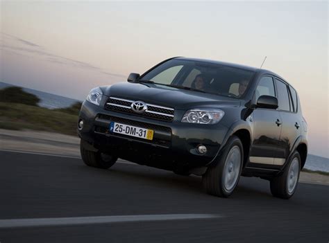 Toyota RAV 4 III - Технически данни и характеристики