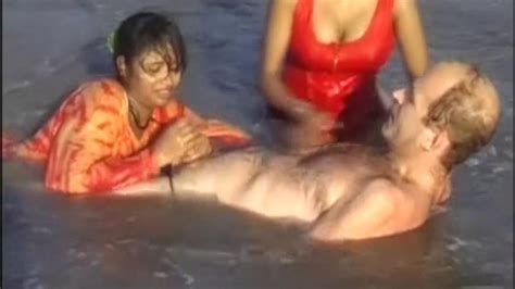 Threesome Indian Beach Fun Porn Videos