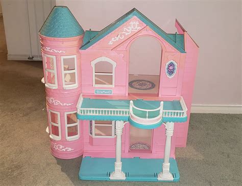 Barbie Dream House 90s