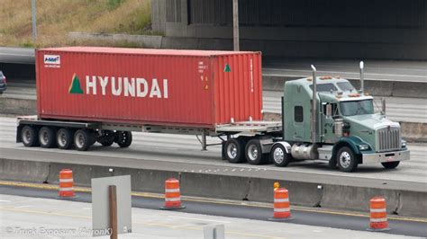 J&J Kenworth T800 | Kenworth, Police corruption, Hyundai