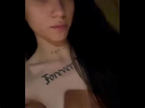 Romanian Girl Showing Her Fresh Pussy XVIDEOS