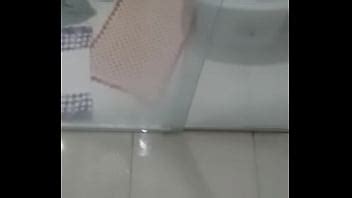 Bruno del periscopio en el baño XVIDEOS