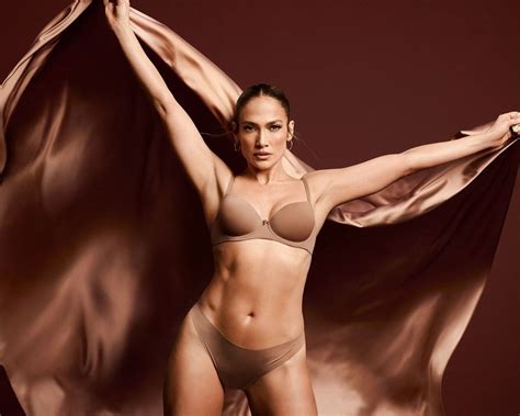 Jennifer Lopez tira o fôlego dos fãs ensaio de lingerie nude Todos nós invejamos Ben