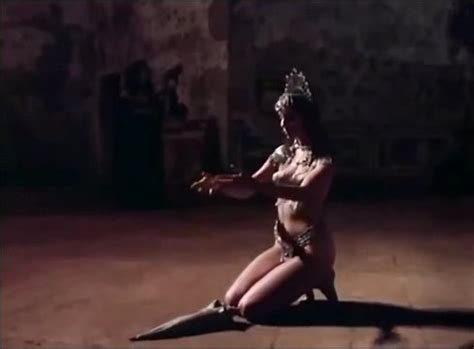 Naked Ellen Sherman In La Mansion De La Locura