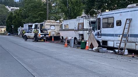 Municipal Crews Remove West Seattle Rv Encampment After Months Of