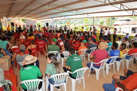 Portal Caparaó Prefeitura e Emater MG realizam Dia de Campo em