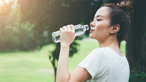 Manfaat Minum Air Putih Untuk Kesehatan Rumah Sakit Budi Medika