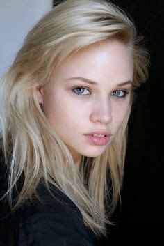 Hot Sexy Makenzie Leigh Bikini Pics