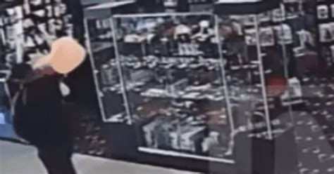 Video Entr A Un Sex Shop Y Se Rob Un Consolador Gigante Rosario